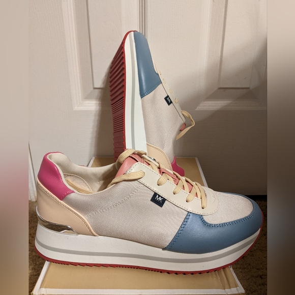 Michael Kors Monique Trainer Women's 10 - Picture 5 of 6